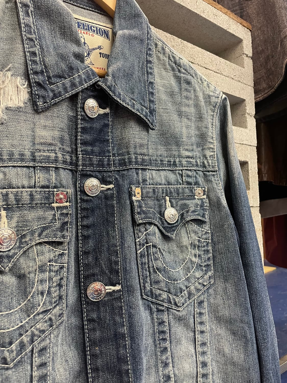 TR 트루릴리전 화이트 스티치 데님 자켓 상품이미지5