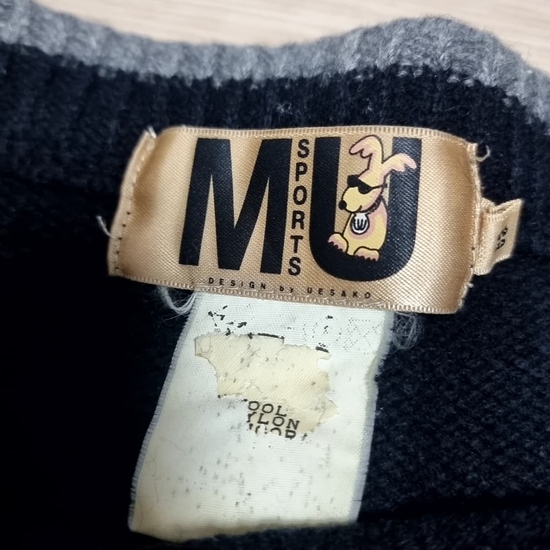 일본제 MU Sports 캐주얼 캐릭터 니트 블랙(105) 상품이미지4