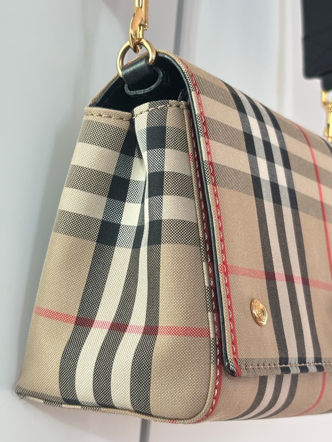 버버리 체크 크로스백 상품이미지3