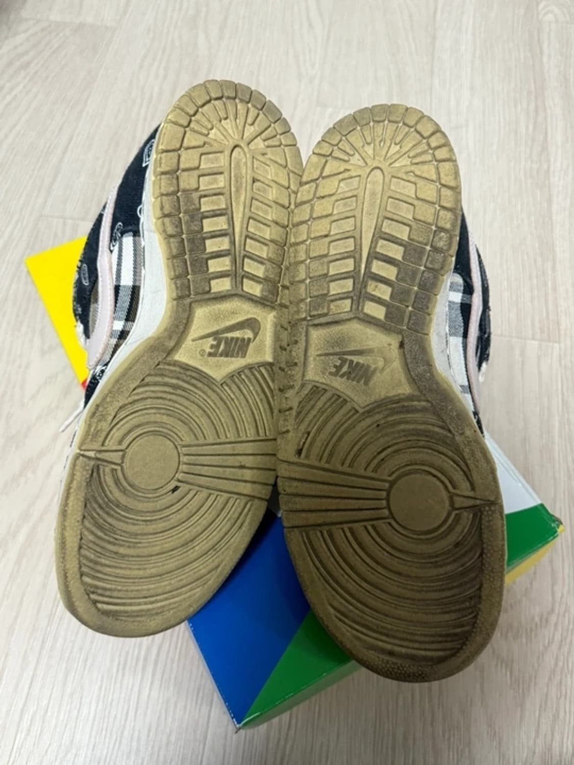 NikeX트래비스 스캇 SB 덩크로우(260mm) 실착10회정도 판매 상품이미지3