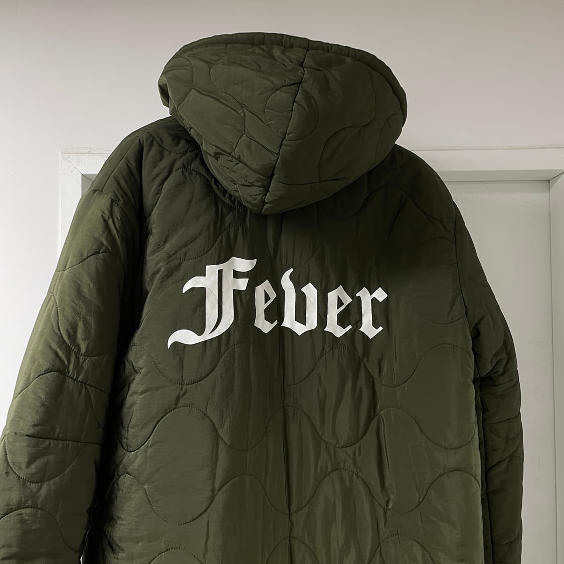 쟈딕앤볼테르 리버시블 후드 퀄팅 코트 카키 2 상품이미지8