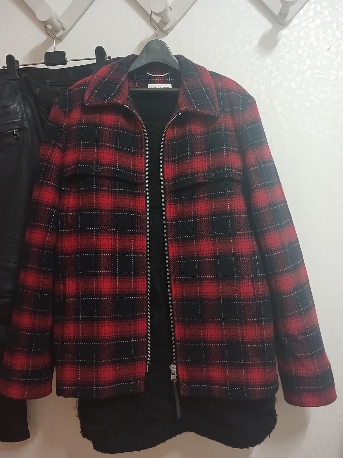 생로랑 13FW 레드체크자켓 상품이미지1