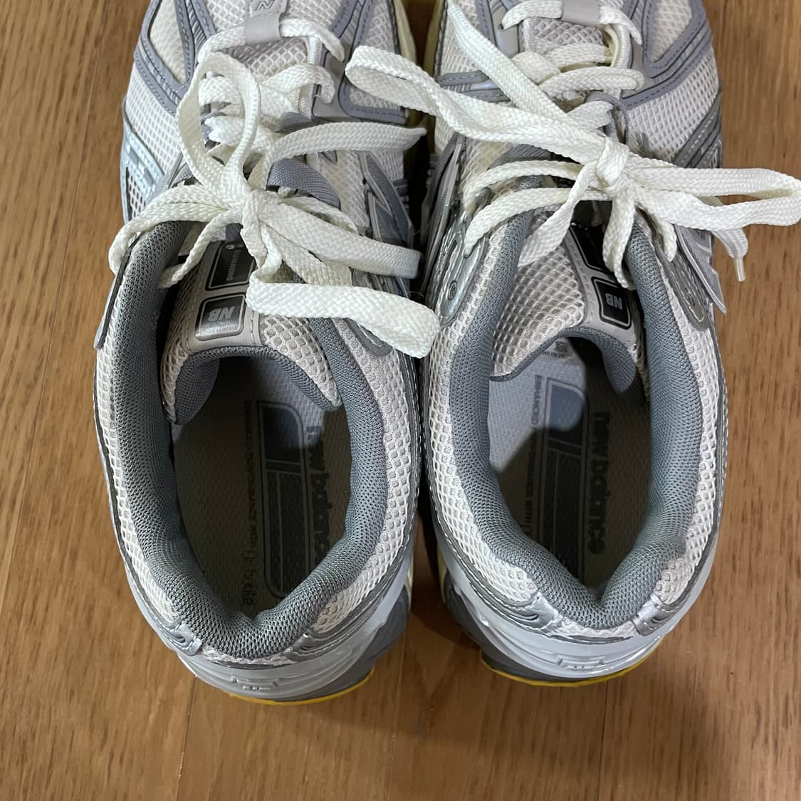 뉴발란스1906R 그레이 스니커즈 280 상품이미지7