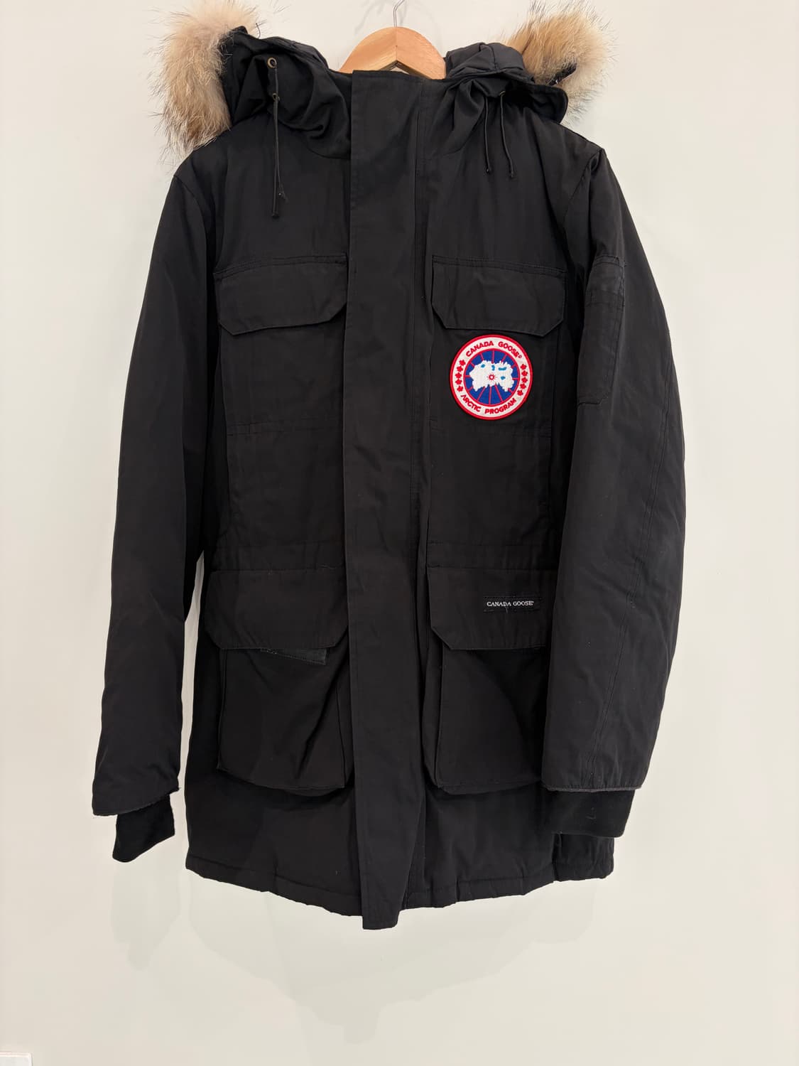 캐나다구스 블랙 패딩 상품이미지3