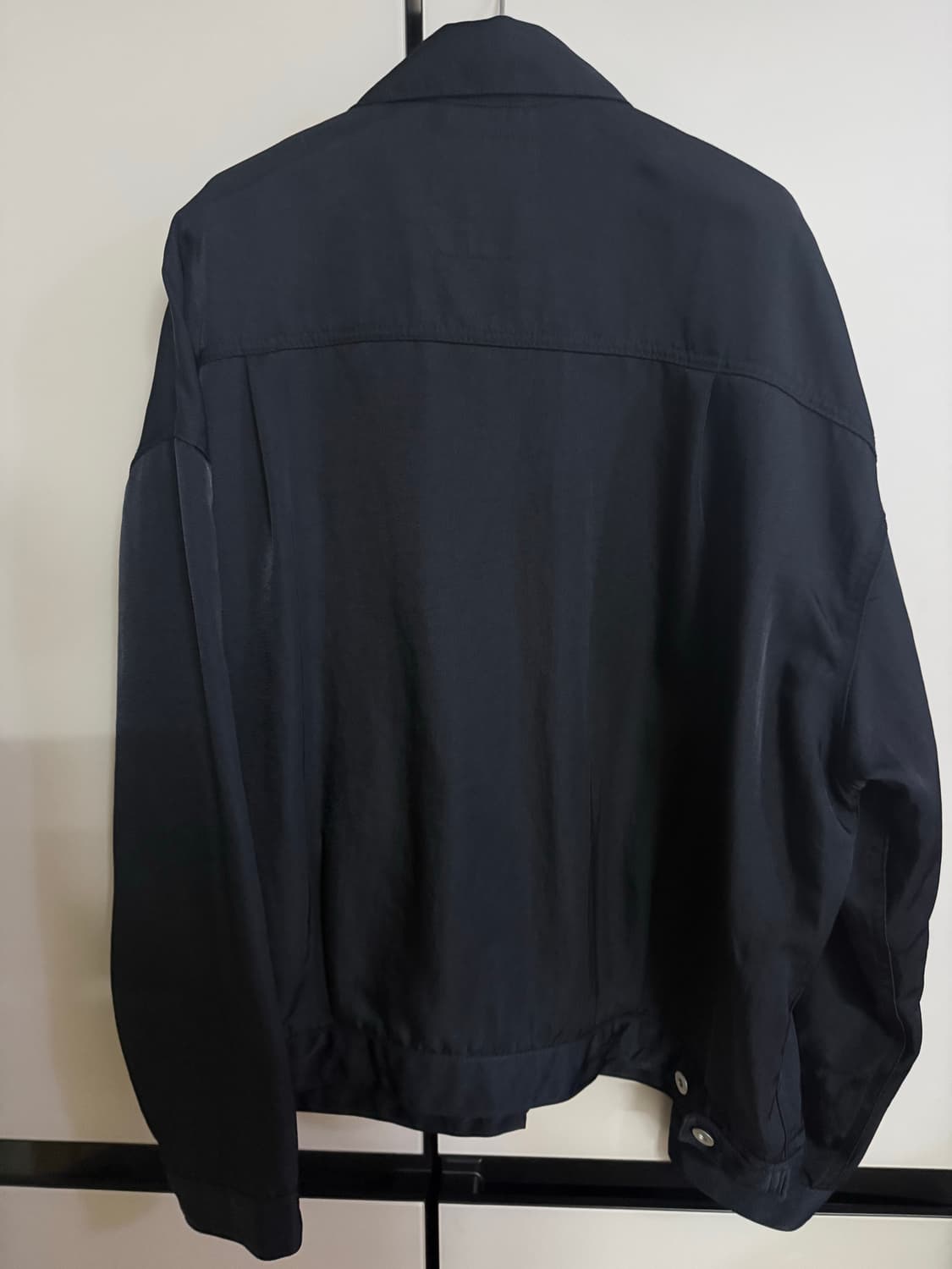 오버사이즈 네이비 트러커 판매합니다 상품이미지2