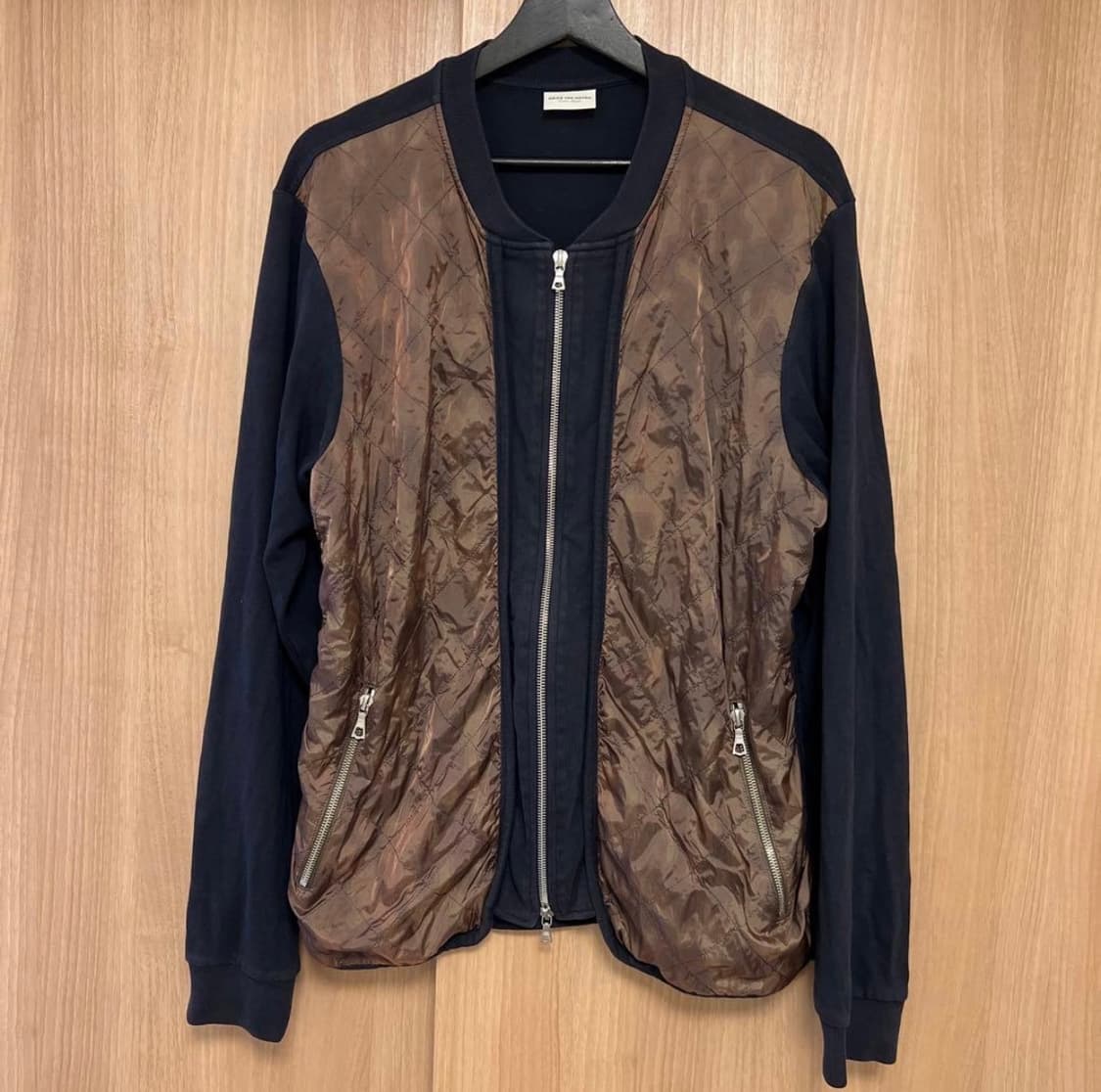 드리스 반 노튼 집업 상품이미지1