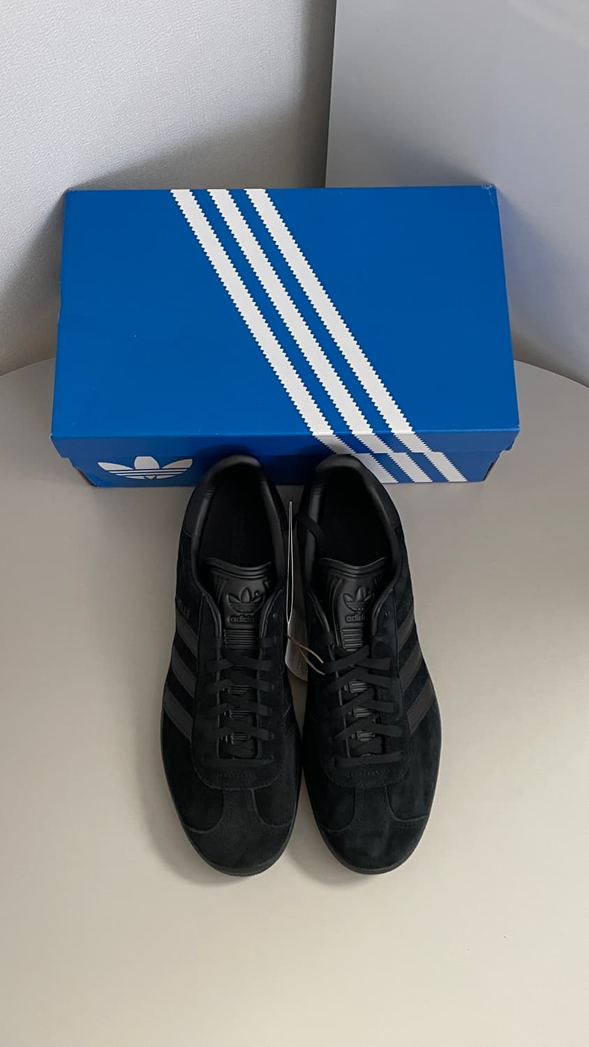 새상품 박스포함 아디다스 가젤 트리플 블랙 270 상품이미지1