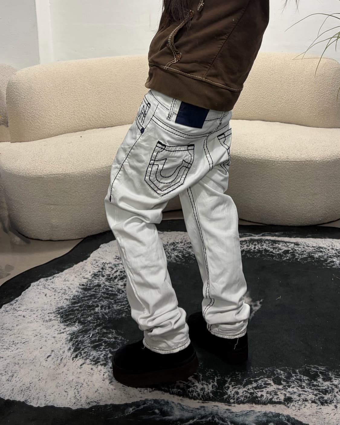 90s (희귀매물) TRUERELIGION 화이트 스티치 수퍼T 팬츠 상품이미지2