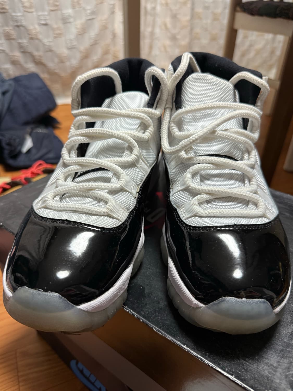 [사용감 적음] 조던11 콩코드 265 상품이미지2