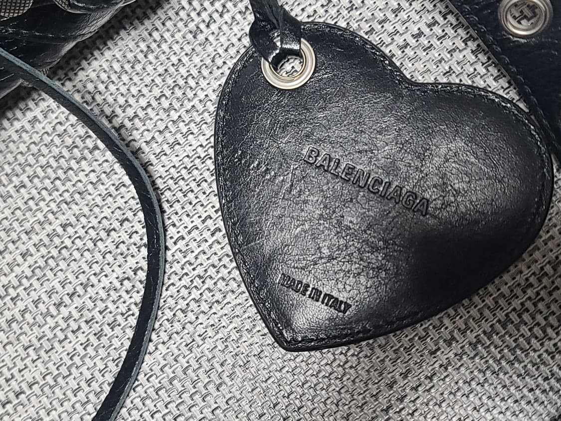 발렌시아가 르카골 더플백 미디움 블랙 토트백 크로스백 숄더백 상품이미지2