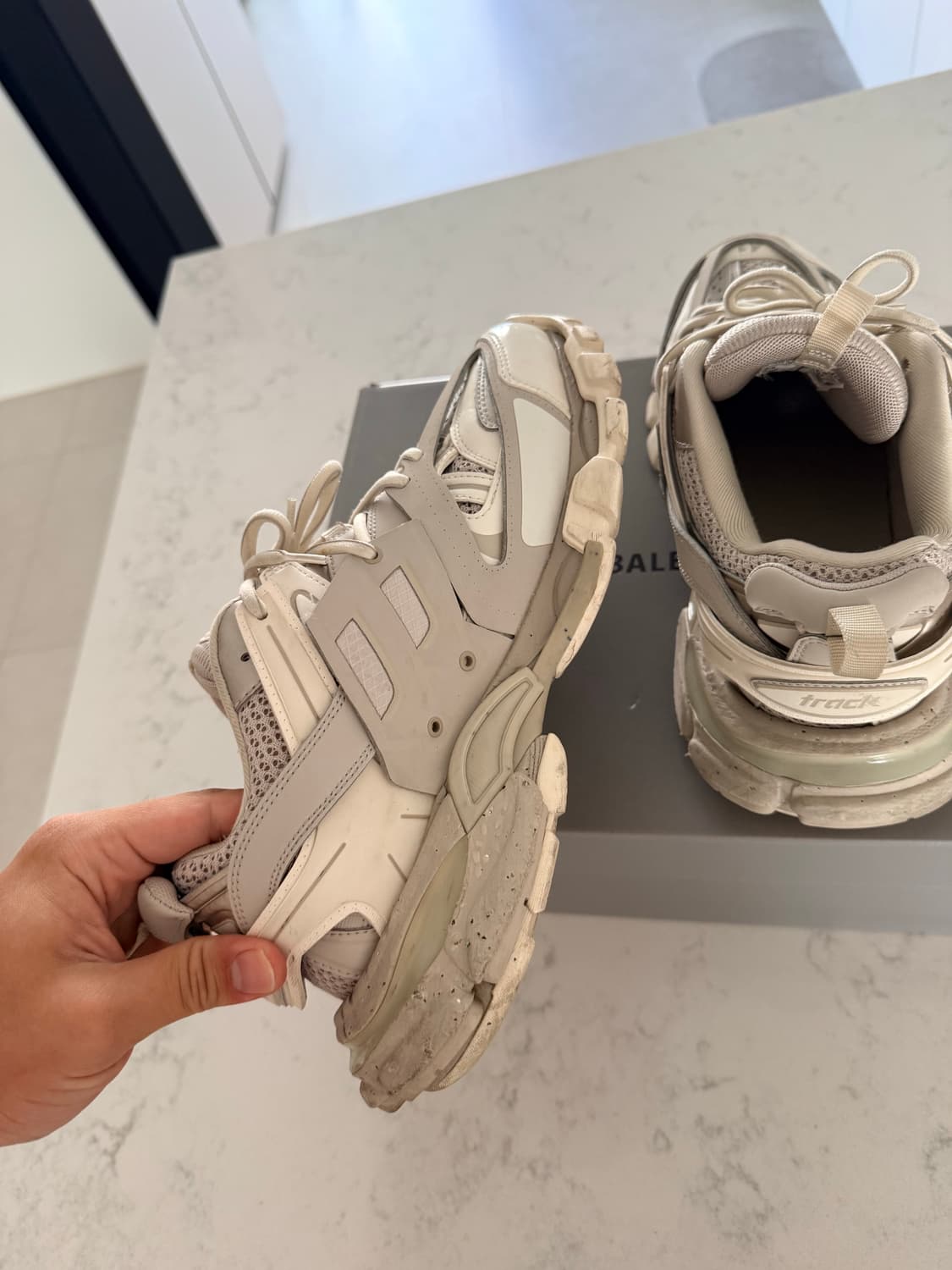 발렌시아가 트랙 41사이즈판매 상품이미지4