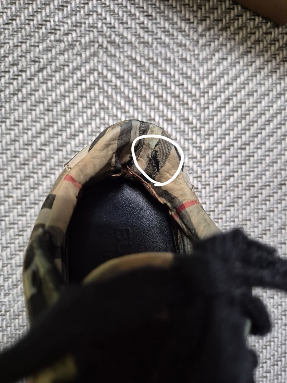 정품 백화점판 버버리 스니커즈 37 235-240 상품이미지9