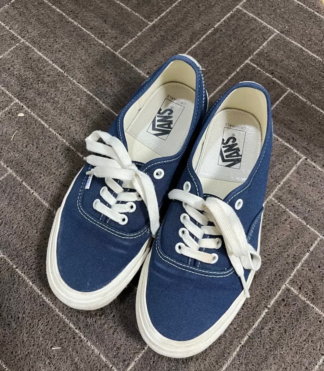 반스 볼트 어센틱 og 네이비 260 상품이미지1