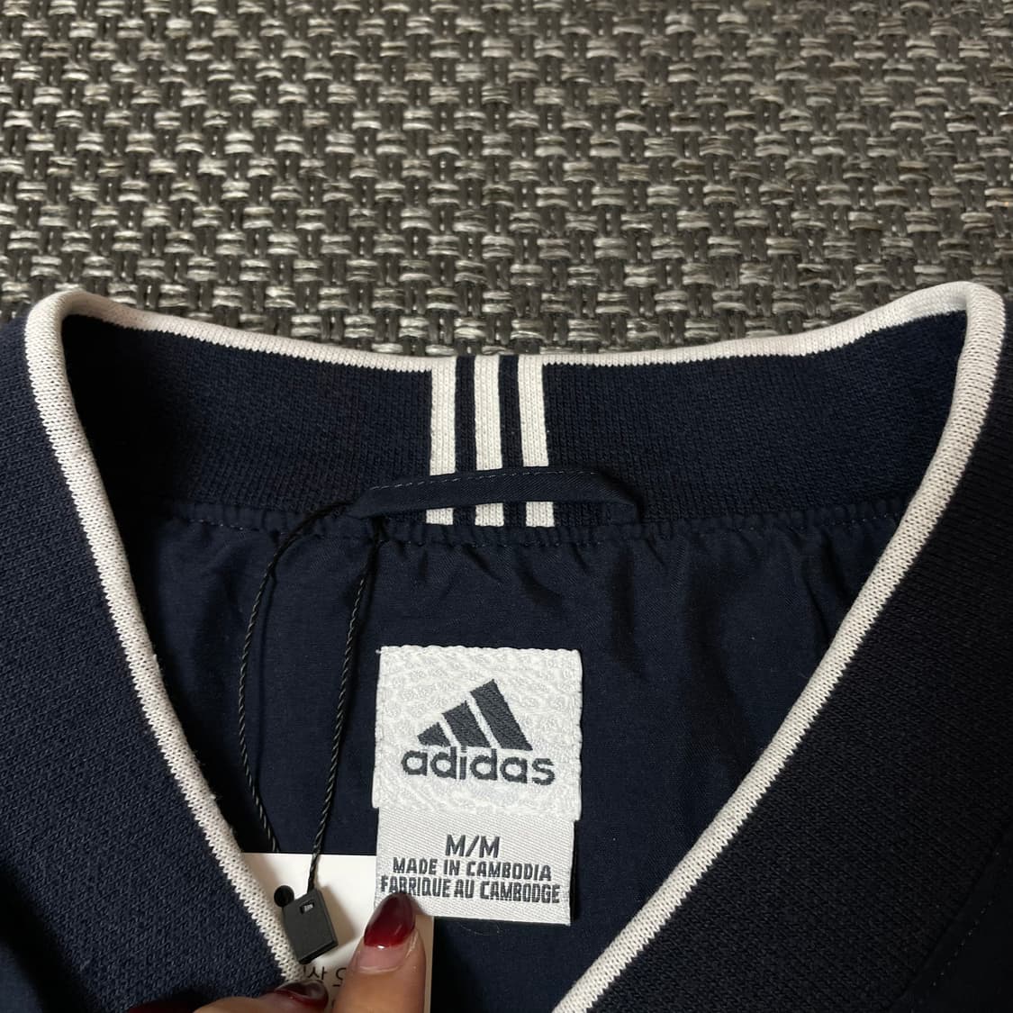 아디다스 네이비 폴리 브이넥 웜업 M 상품이미지4