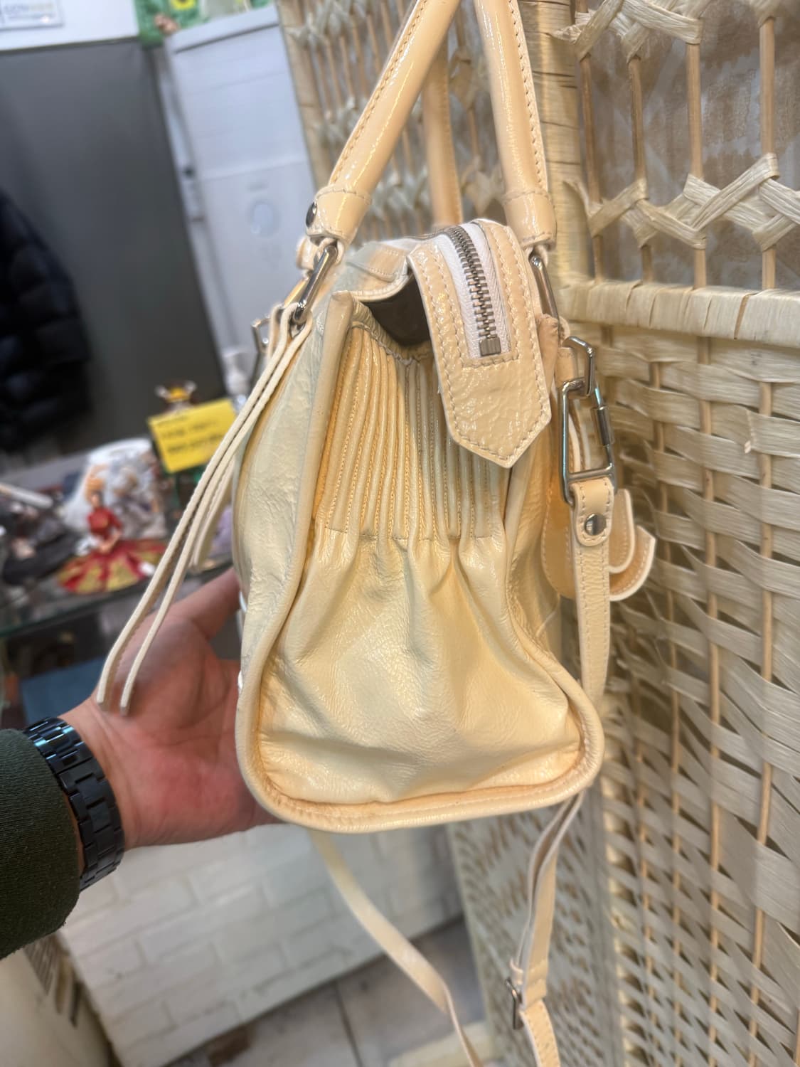 정품 버버리 2way백 팝니다 상품이미지3