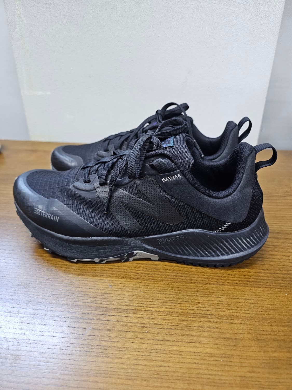 뉴발란스 Dynasoft Nitrel V4 트레일 런닝화 워킹화 상품이미지5