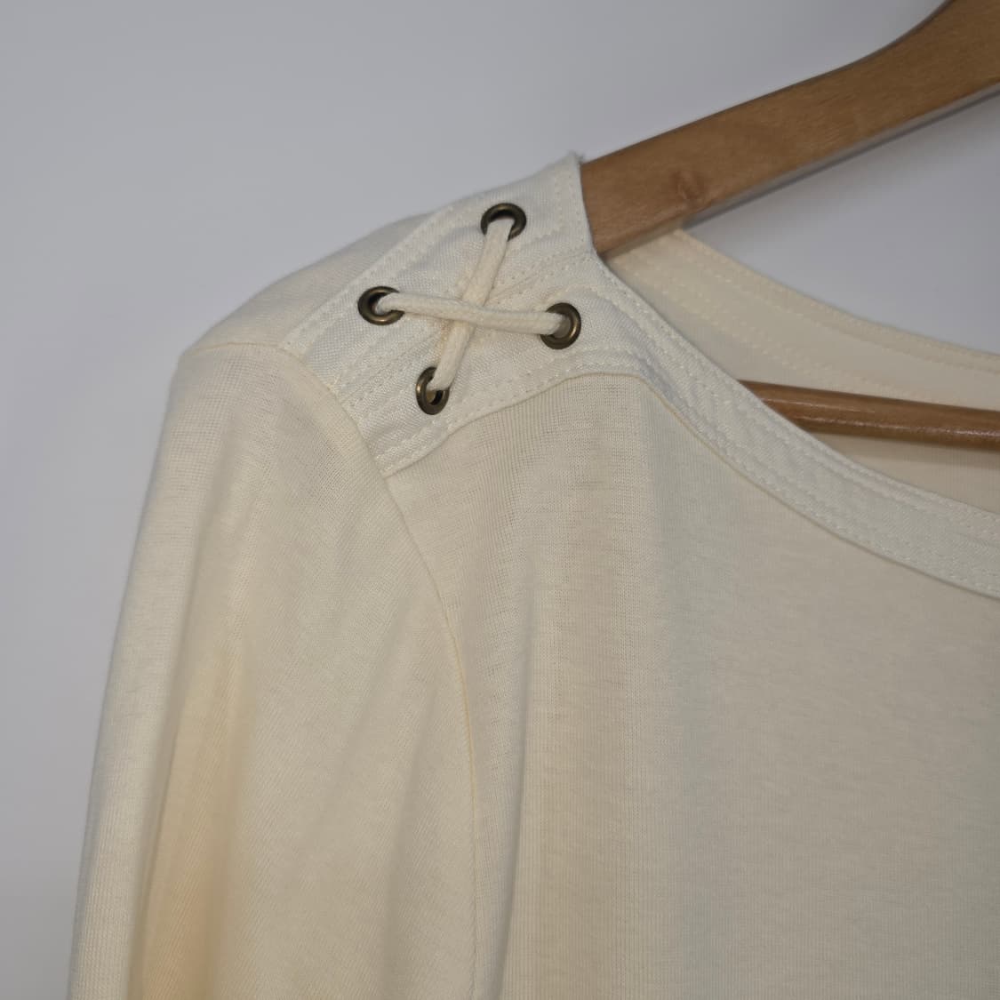 LAUREN RALPH LAUREN 레이스업 디테일 티셔츠 상품이미지2