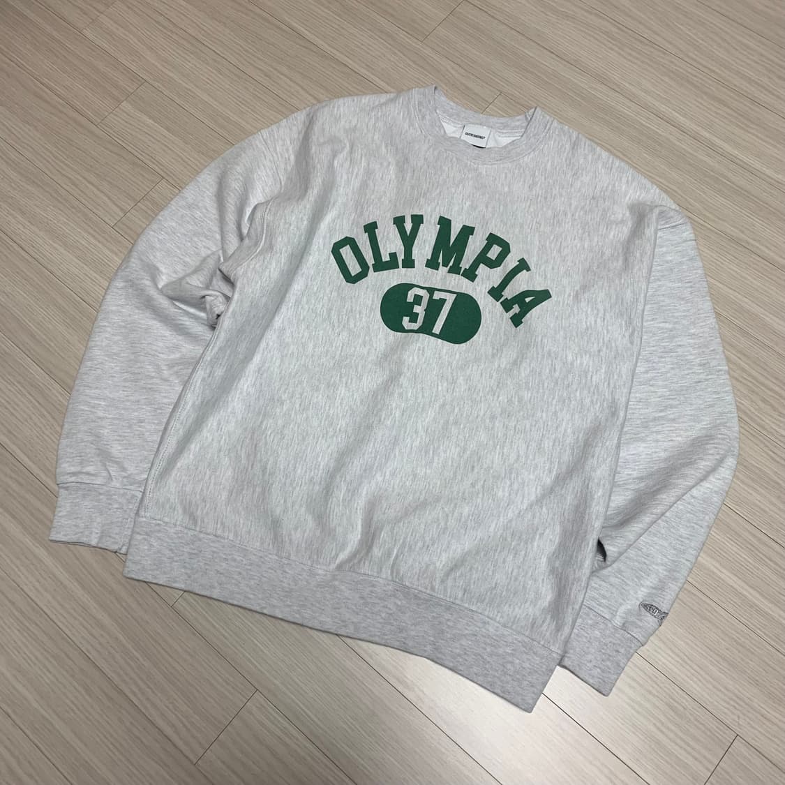 아웃스탠딩 스웻셔츠 M(~100) 상품이미지1