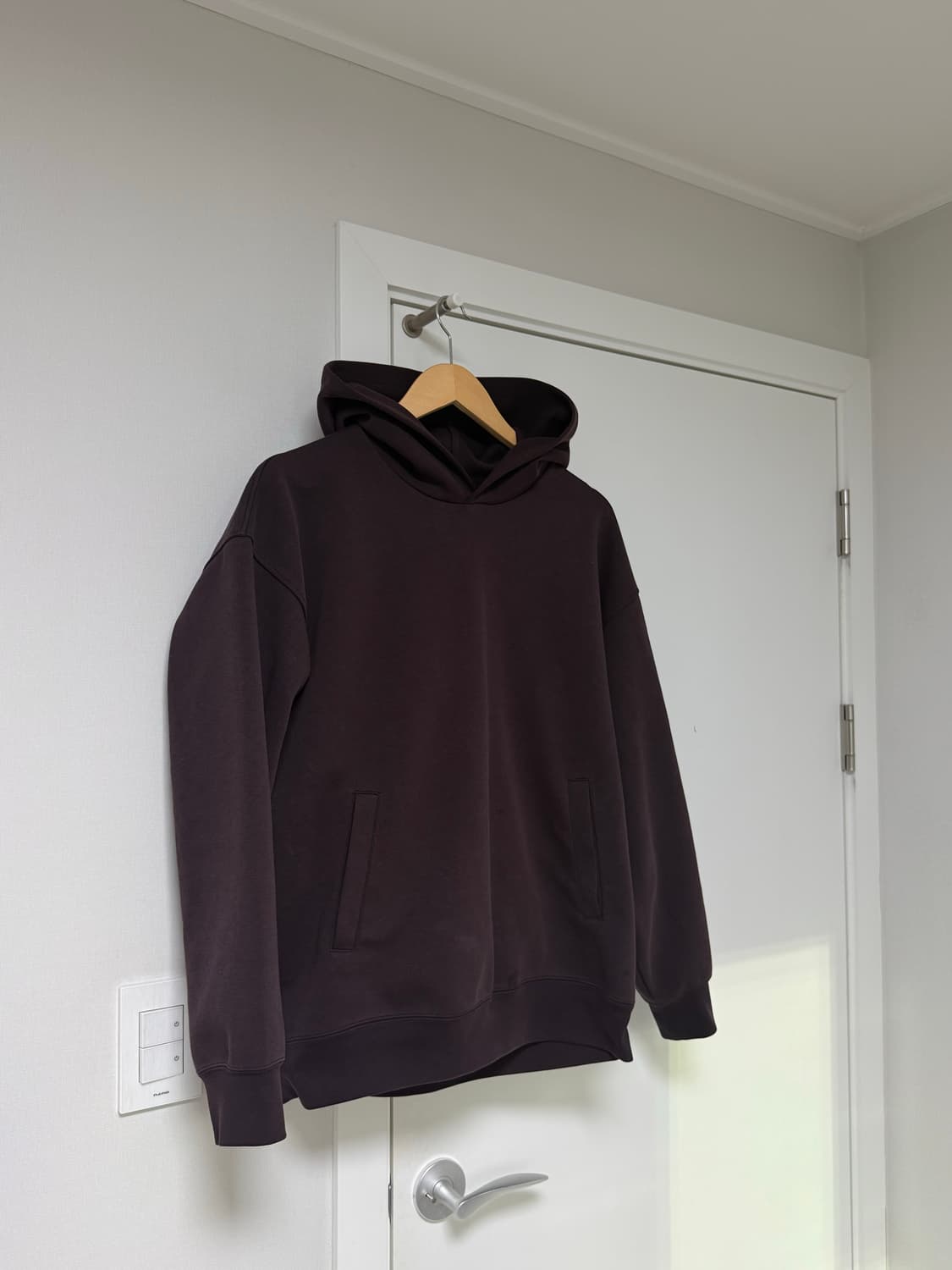 유니클로C 다크브라운 후드티 L 사이즈 상품이미지1