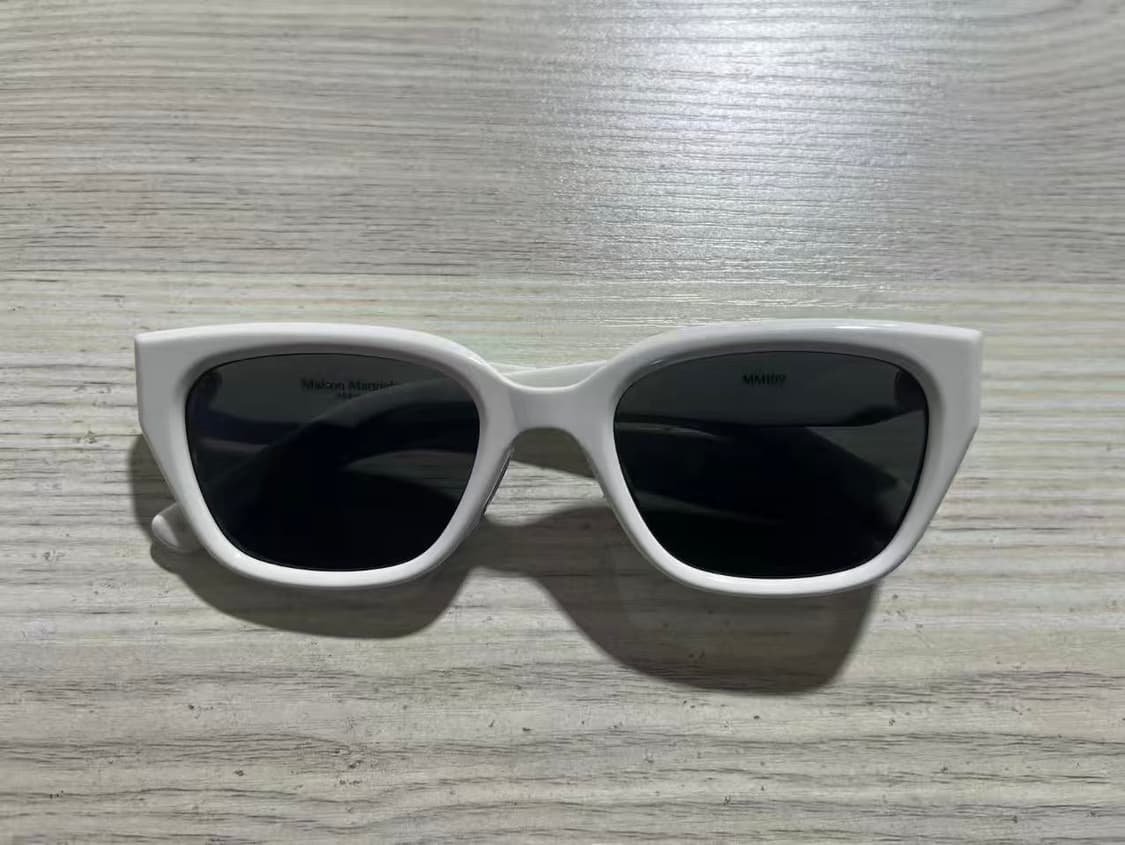 젠틀몬스터 메종 마르지엘라 - MM109 W2 선글라스
 상품이미지1