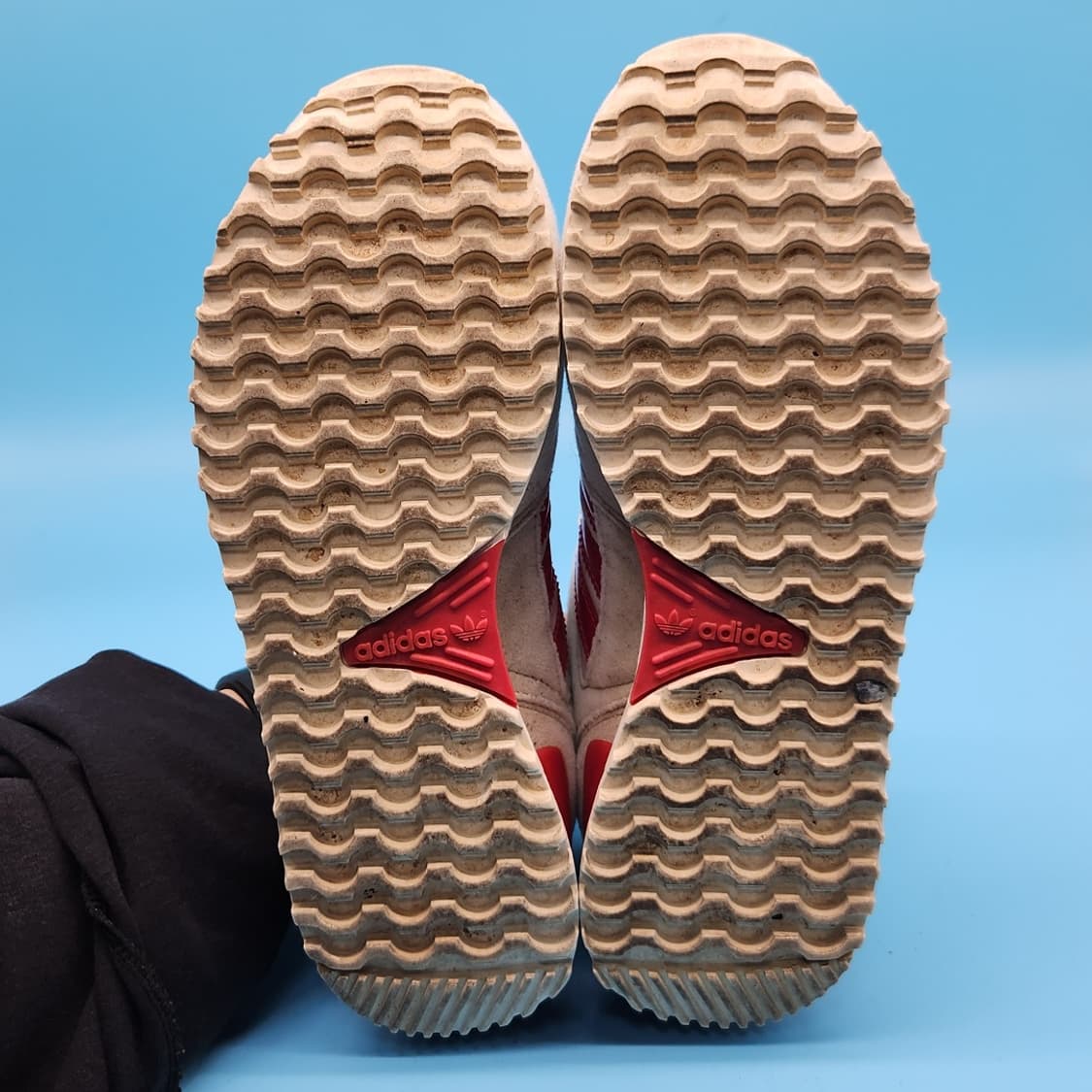 ooo 아디다스 ZX700 여성운동화235 상품이미지3