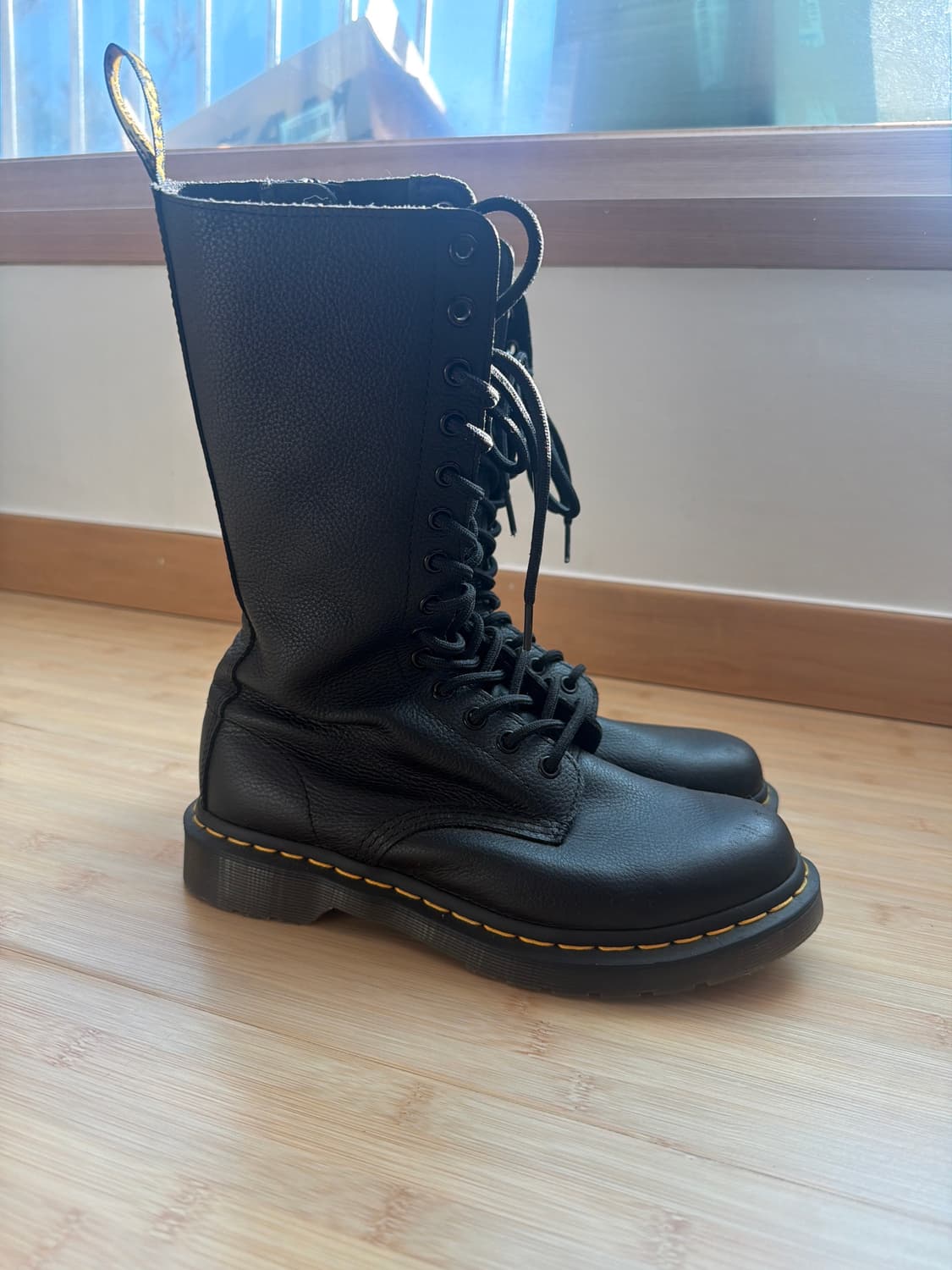 닥터마틴 14홀 부츠 상품이미지2