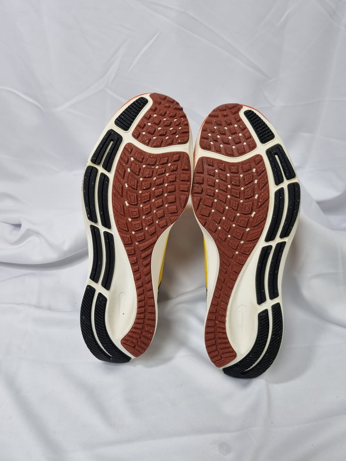 265 나이키 에어 줌 페가수스 38 에키덴 유니버시티 골드 상품이미지6