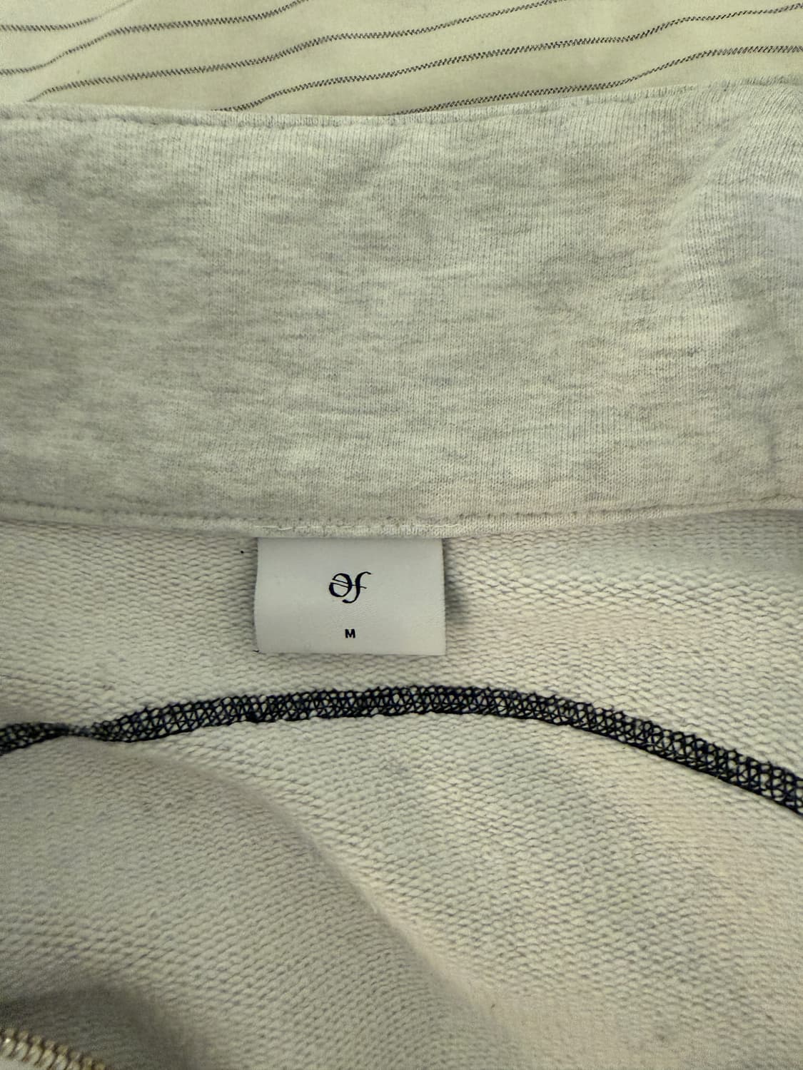 하프집업 크롭 스웻셔츠 상품이미지5