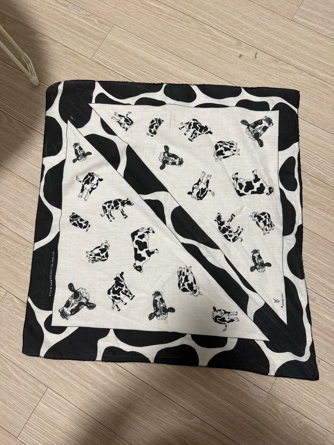 바테카삐 빈티지 스카프  상품이미지1