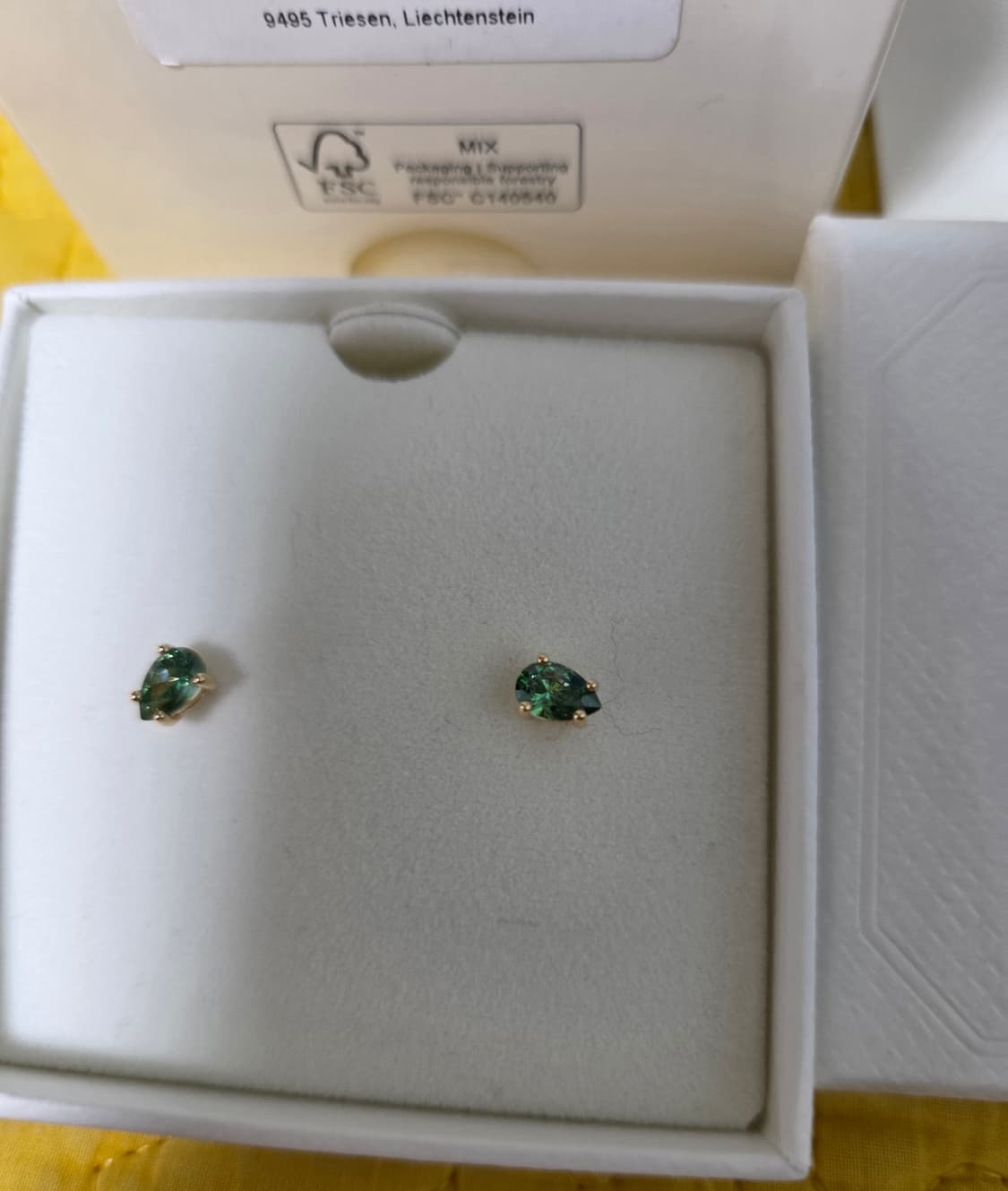 새제품)스와로브스키 그린 스터드 귀걸이 정품 상품이미지7