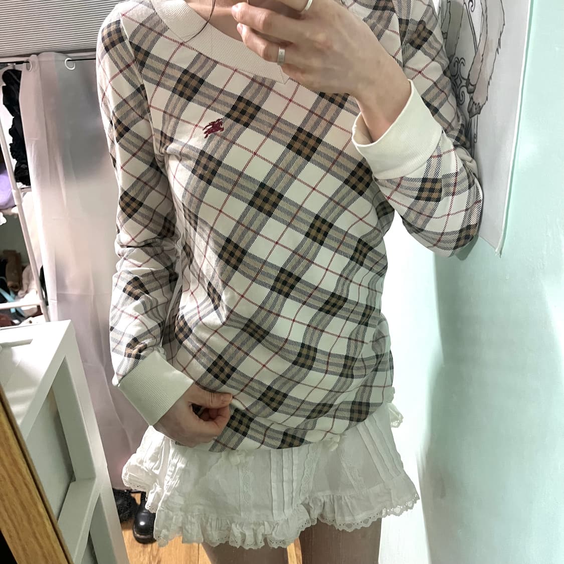 버버리 블루라벨 노바체크 쿨아이보리 롱슬리브 맨투맨 미니원피스 상품이미지3