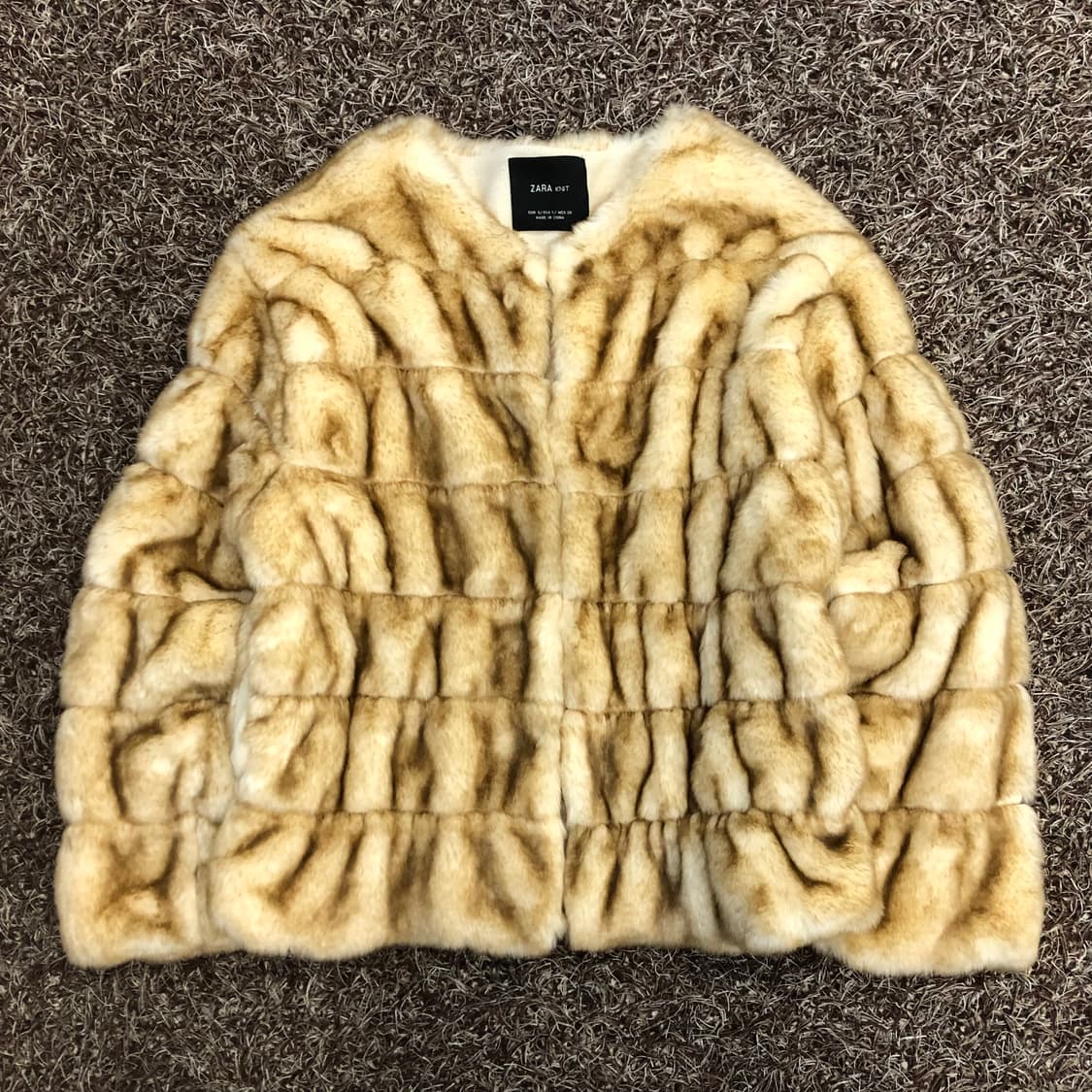 자라 퍼 자켓 상품이미지1