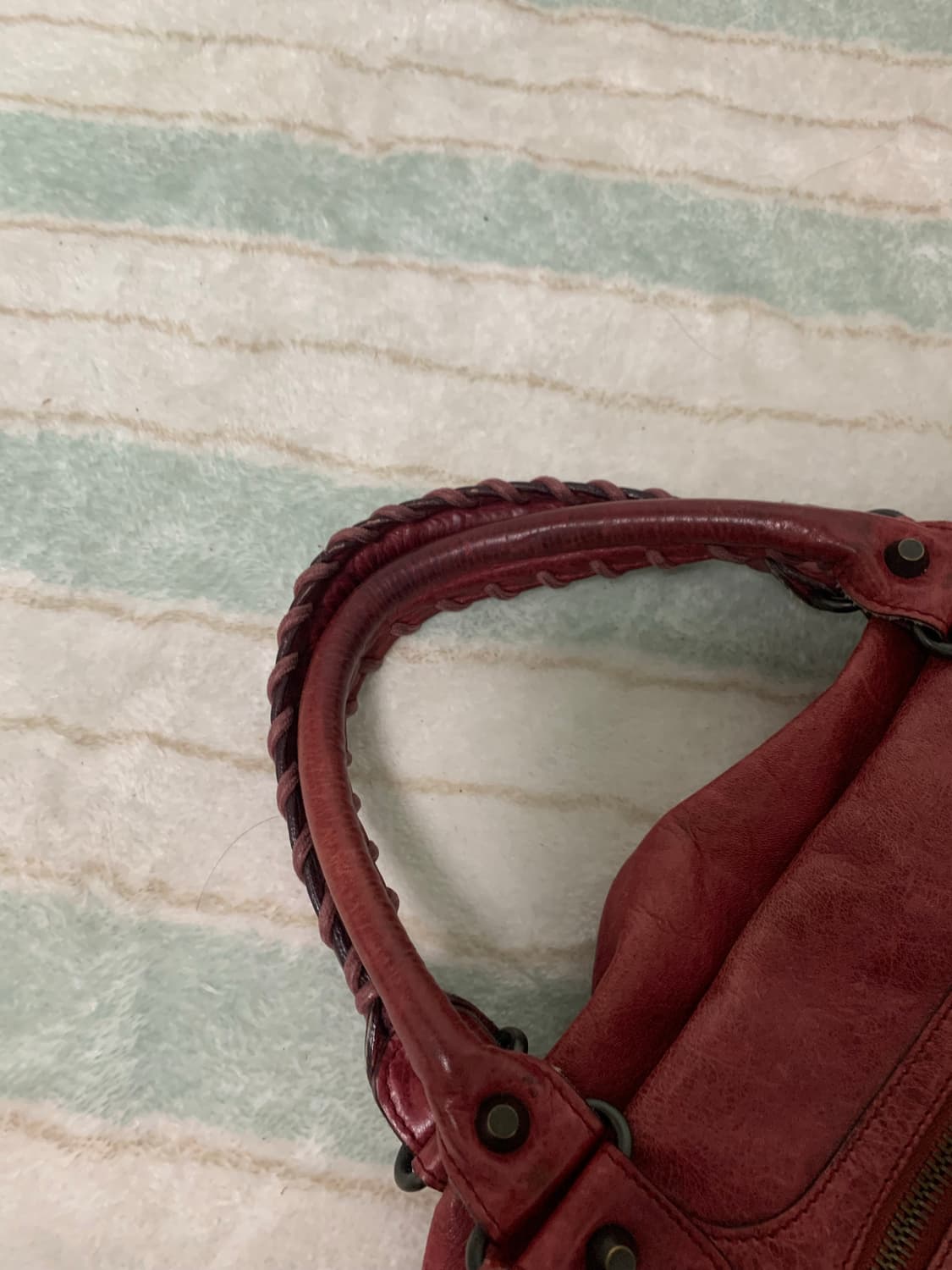 발렌시아가 트위기 버건디 컬러 정품  상품이미지8