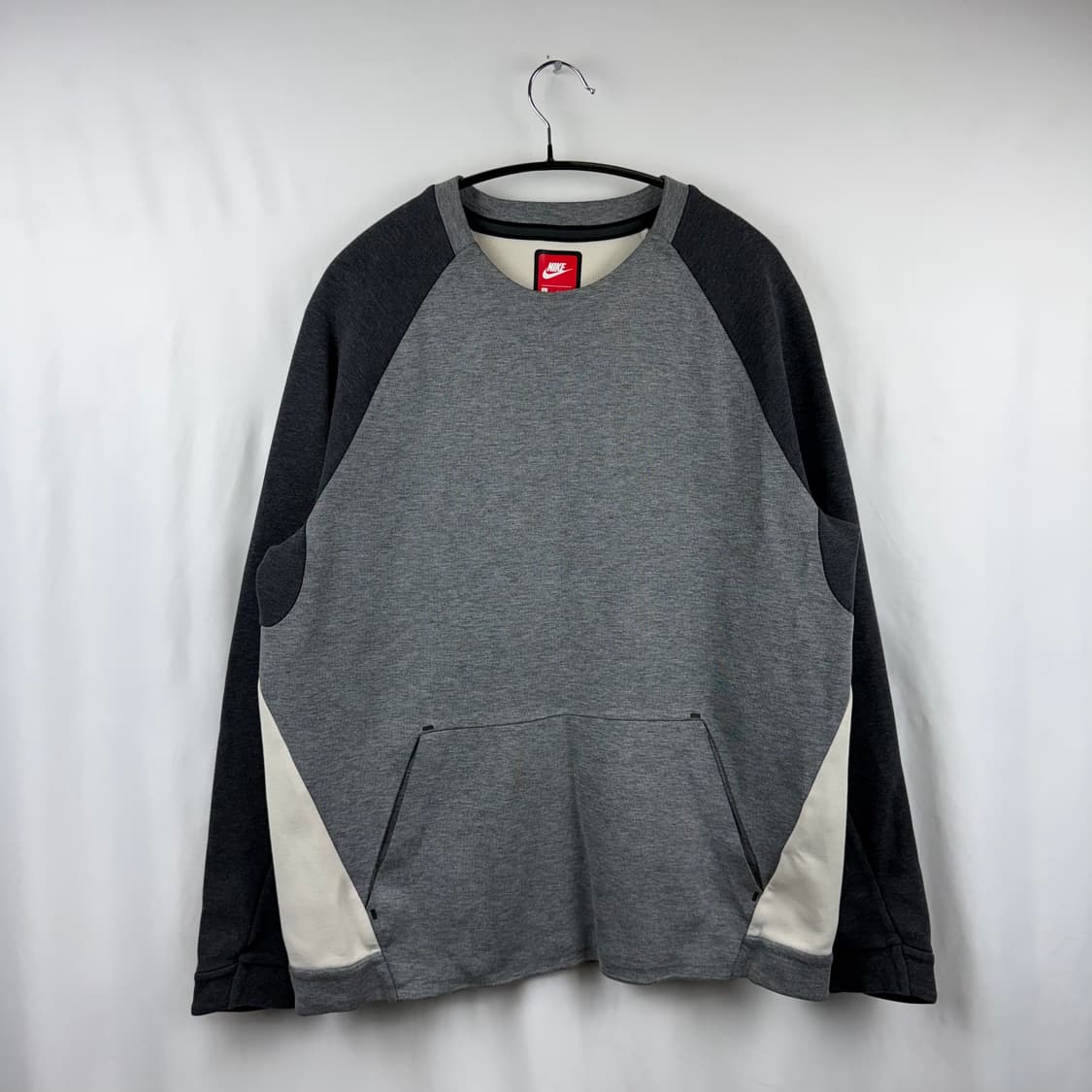 (L) 나이키 테크팩 맨투맨 그레이 상품이미지2