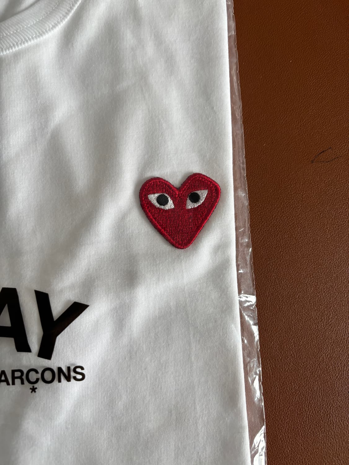 꼼데가르송 흰색 반팔 M 상품이미지3