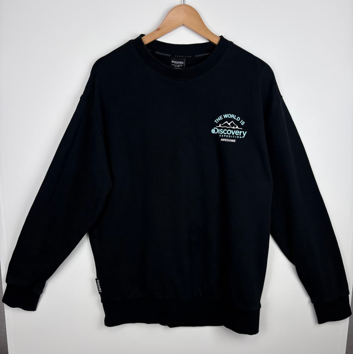 디스커버리 익스페디션 맨투맨 상품이미지1