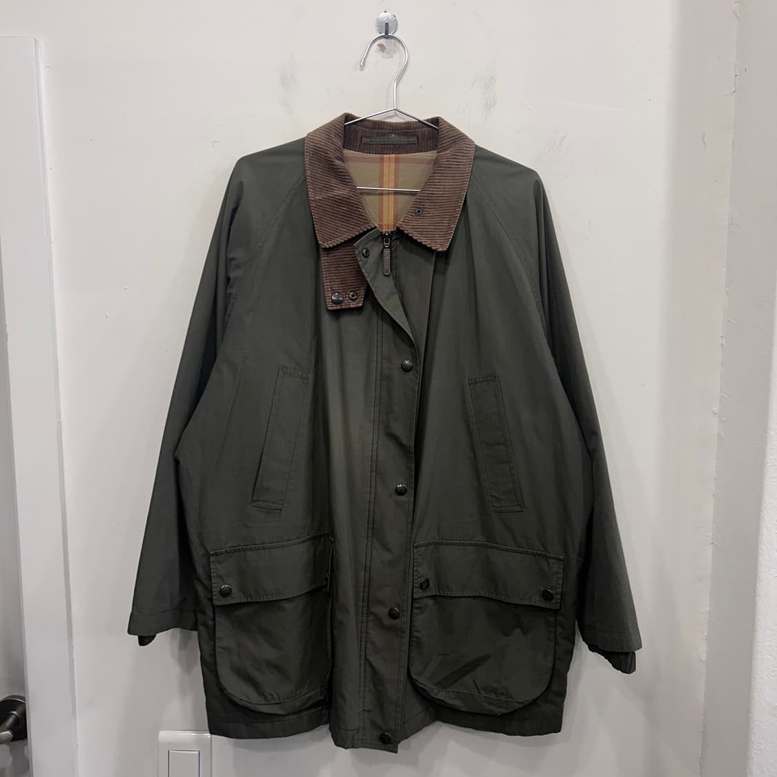 버버리 코듀로이 카라 피코트 워크자켓 상품이미지2