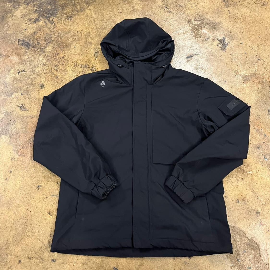 [정품/100] 몽벨 블랙 후드 바람막이 자켓 b8 상품이미지2