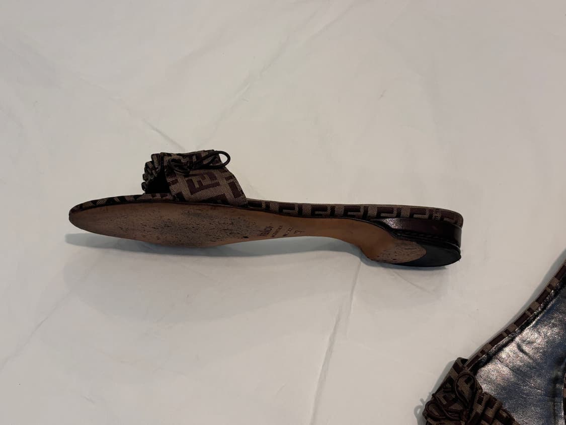 펜디 빈티지 주카 러플 샌들 37 상품이미지5