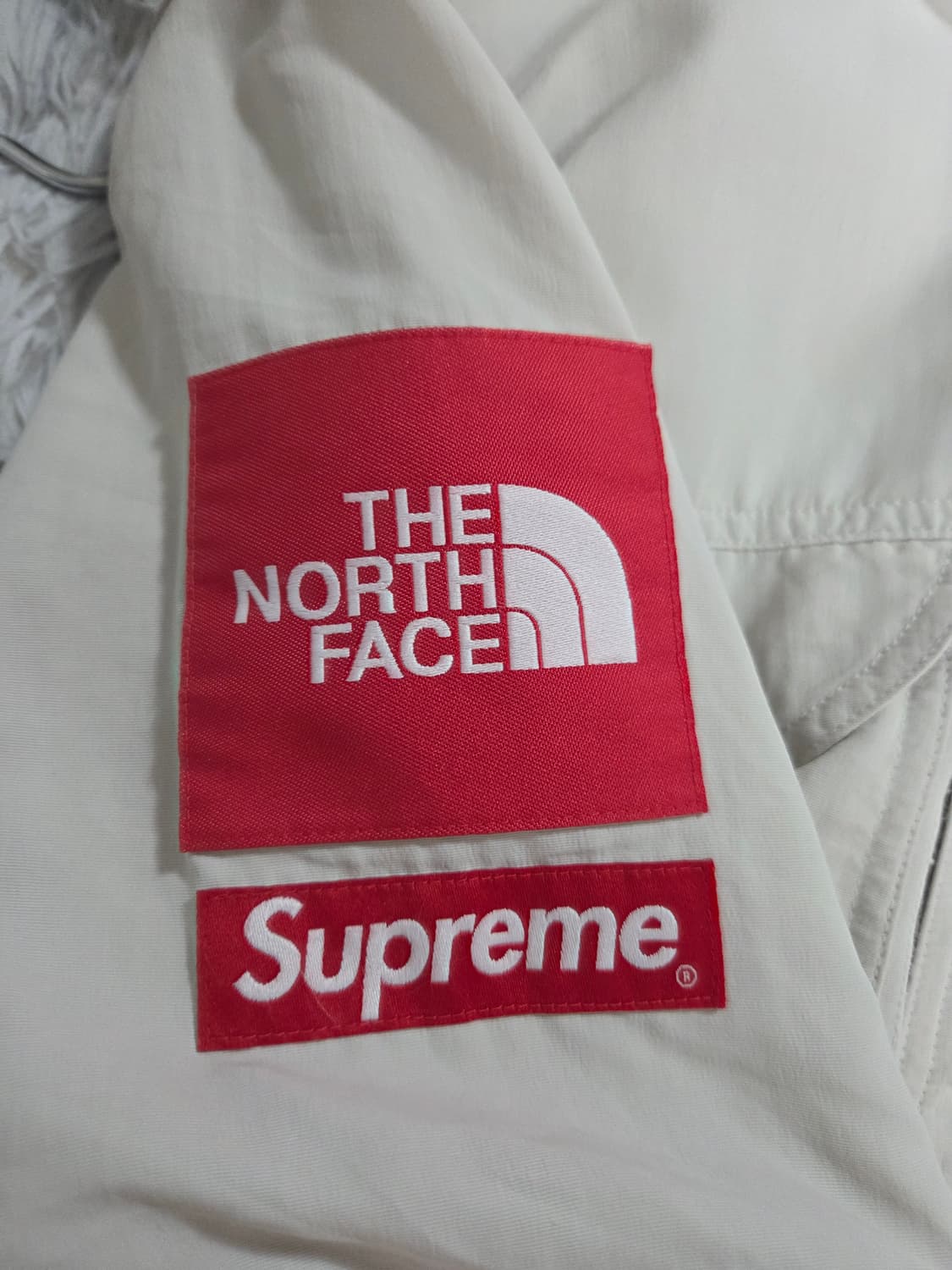 슈프림 x 노스페이스 트레킹 자켓 스톤 22SS 상품이미지6