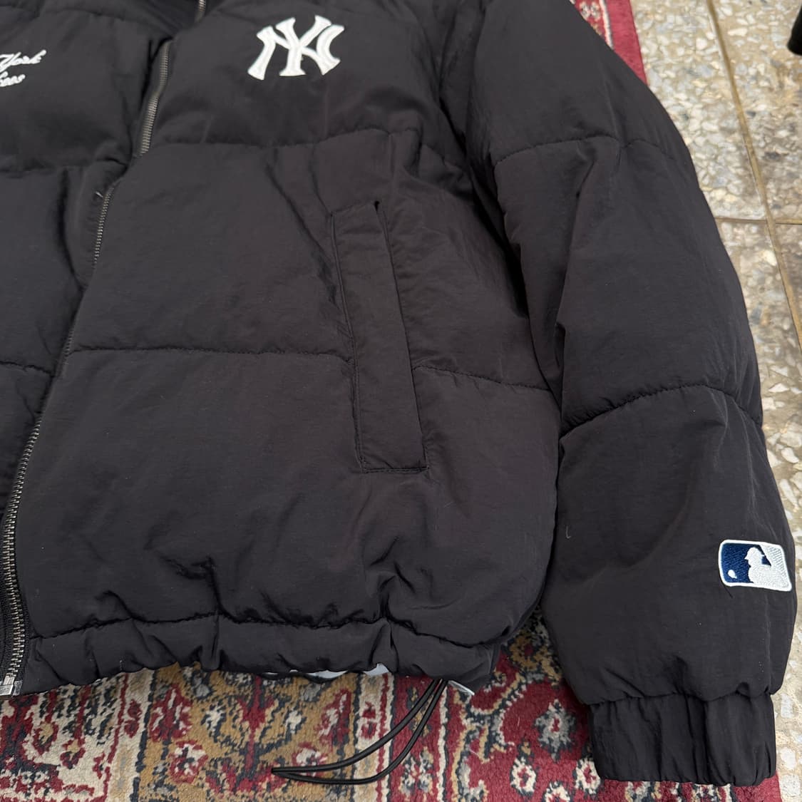 MLB x Grace 뉴욕 양키스 리버서블 패딩 자켓 [ 105 ] 상품이미지3
