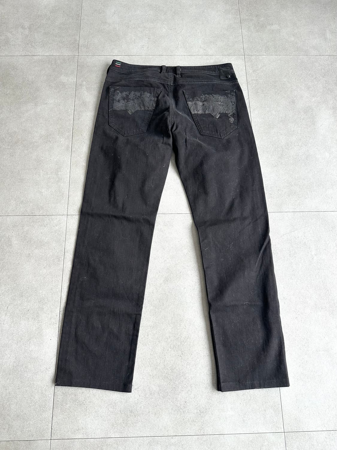 디젤 웨스턴 디스트로이드 블랙진 상품이미지3