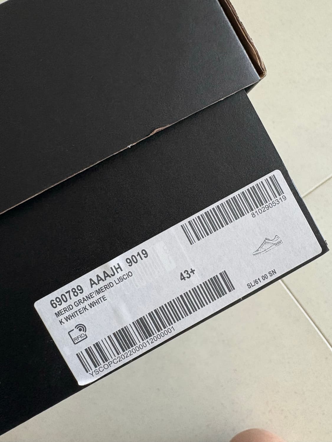 생로랑 스니커즈 상품이미지2