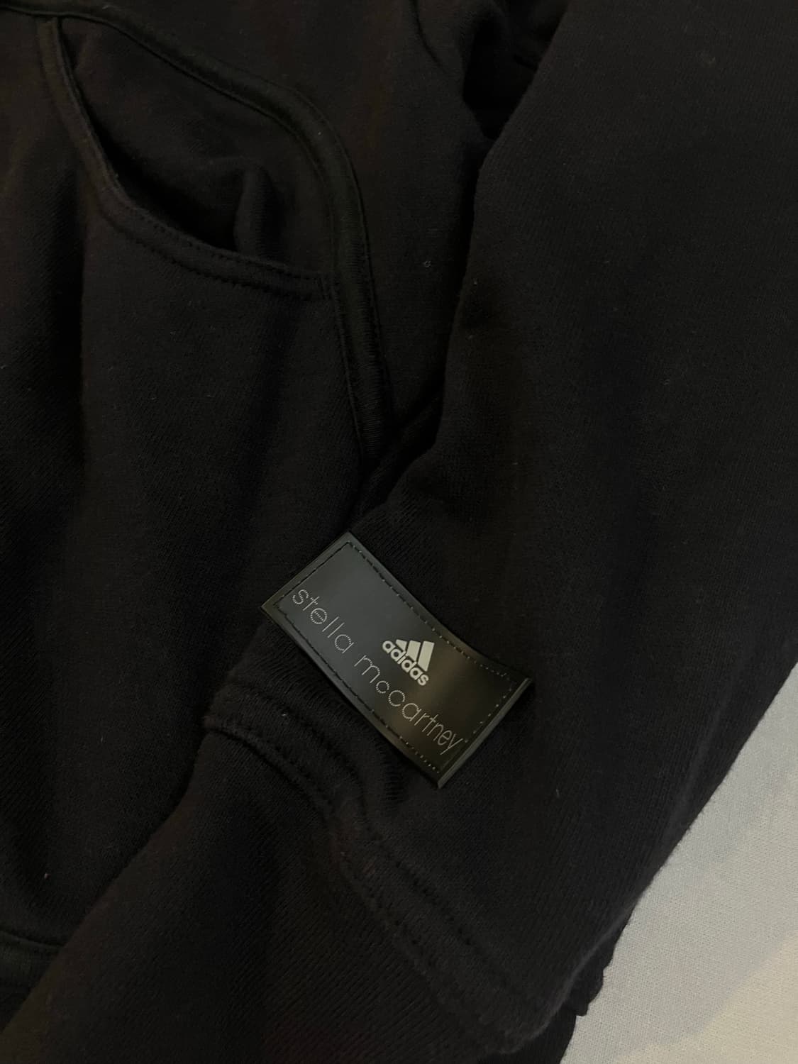 아디다스 X 스텔라 맥카트니 후드집업 블랙 상품이미지2