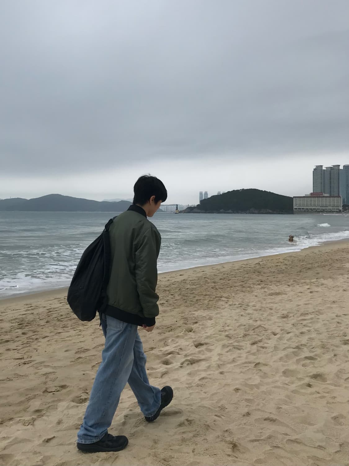 스투시 플라이트 사틴 붐버 재킷 올리브 상품이미지1