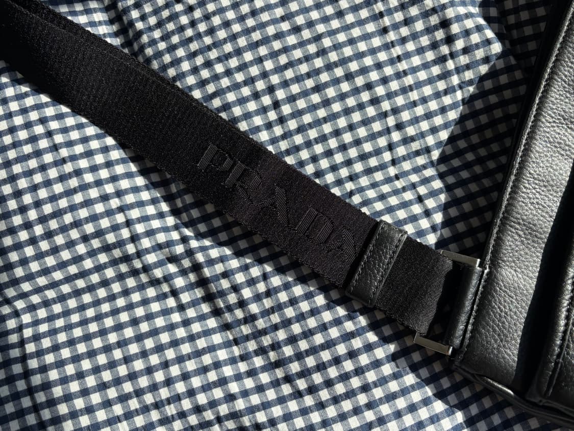 프라다 레더 크로스백 상품이미지6