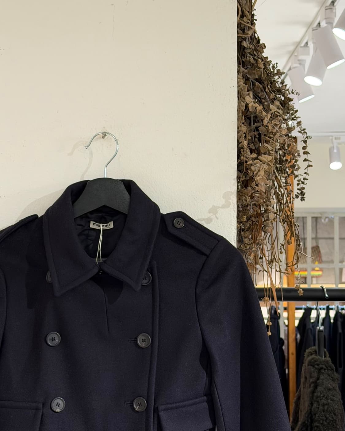 미우미우 다크네이비 더블브레스티드 크롭 피코트 상품이미지3