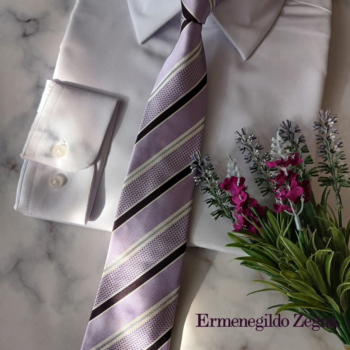 제냐 실크 바이올렛 스트라이프 넥타이 8.7cm A+등급 A19180
 상품이미지1