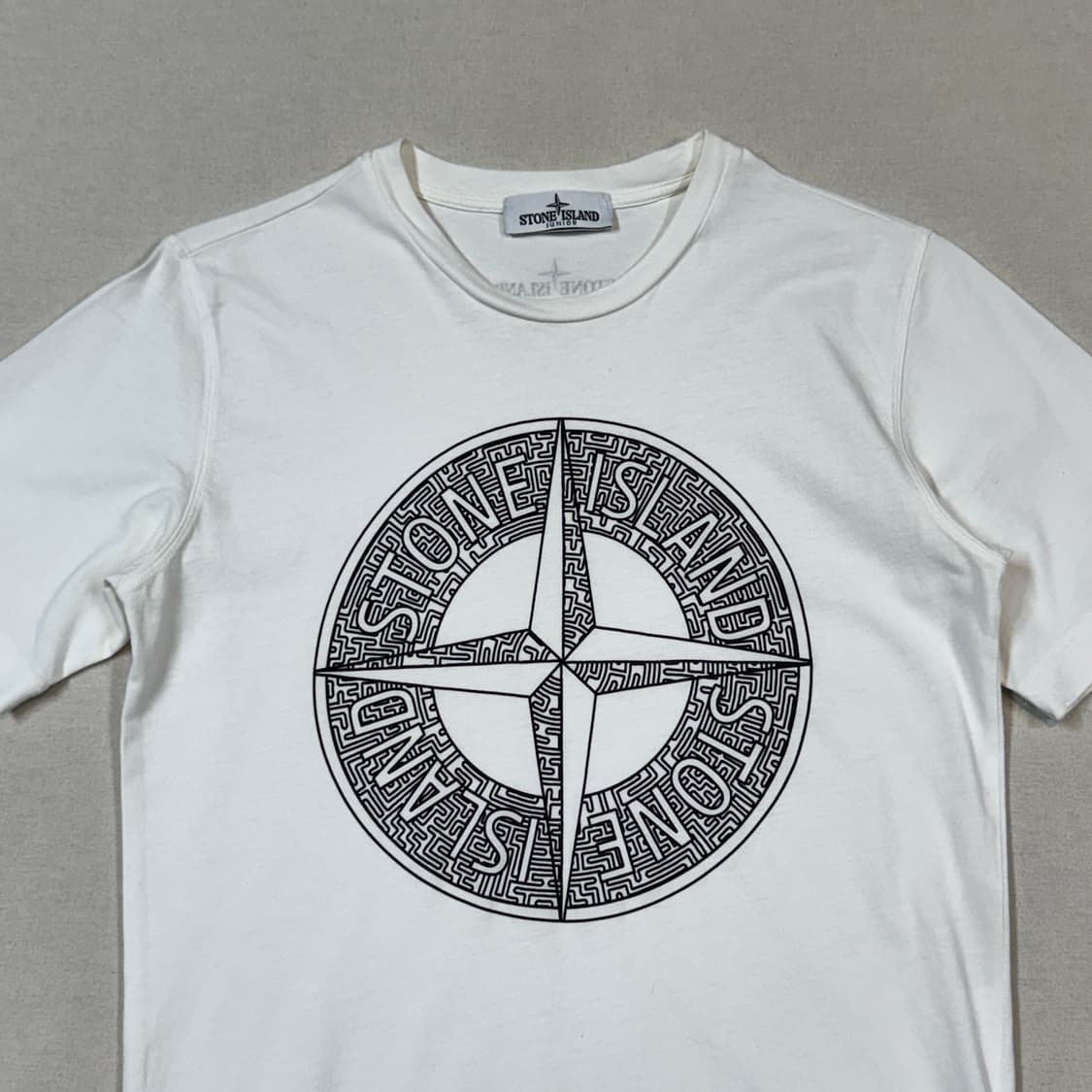 S) 스톤아일랜드 화이트 로고 반팔 티셔츠 주니어 상품이미지3