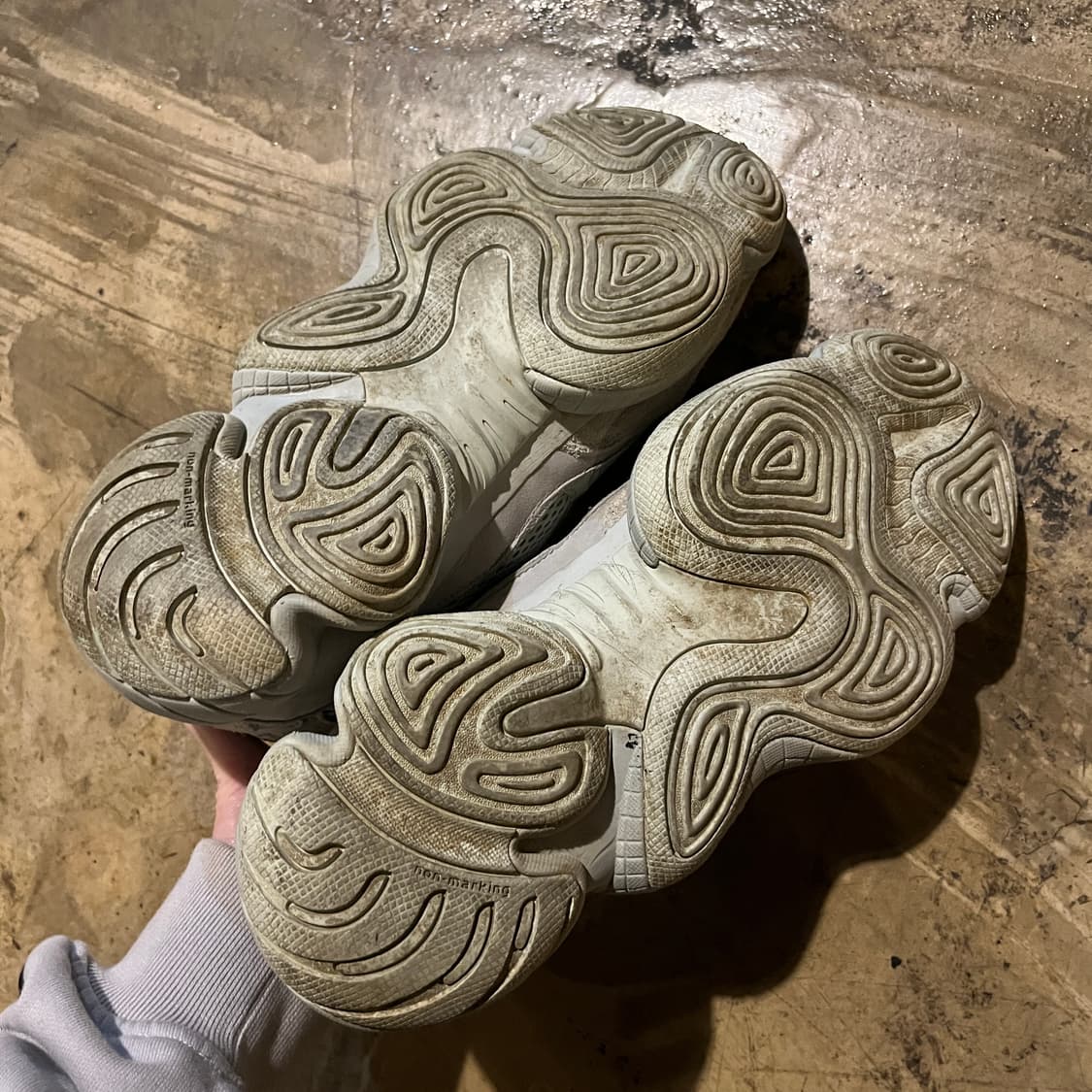 아디다스 이지 500 상품이미지7